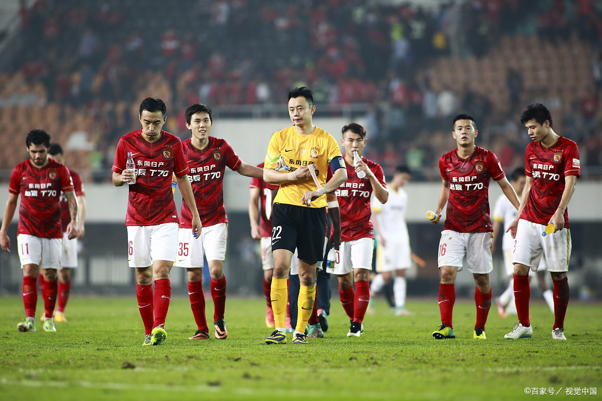 加时末段体能课后，广州队状态回暖备战中超，引发热议，身体对抗强度拉满(末段爱情by丧心病狂的瓜皮笔趣阁未删减)-九游体育