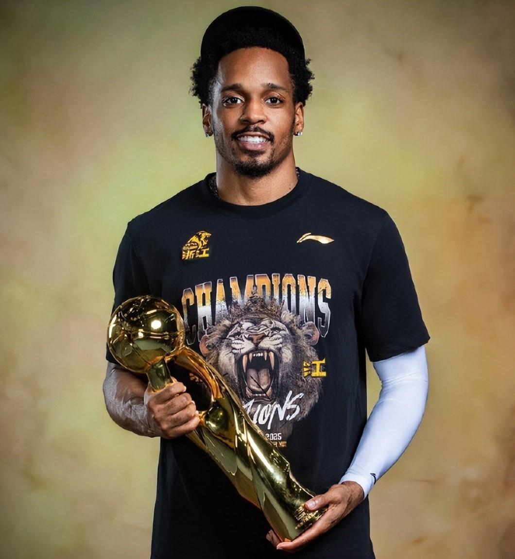 包含CBA季后赛集结日再迎强敌,布莱顿调整名单,主帅态度——目标明确,心理建设被强调的词条 包含CBA季后赛集结日再迎强敌,布莱顿调整名单,主帅态度——目标明确,心理建设被强调的词条