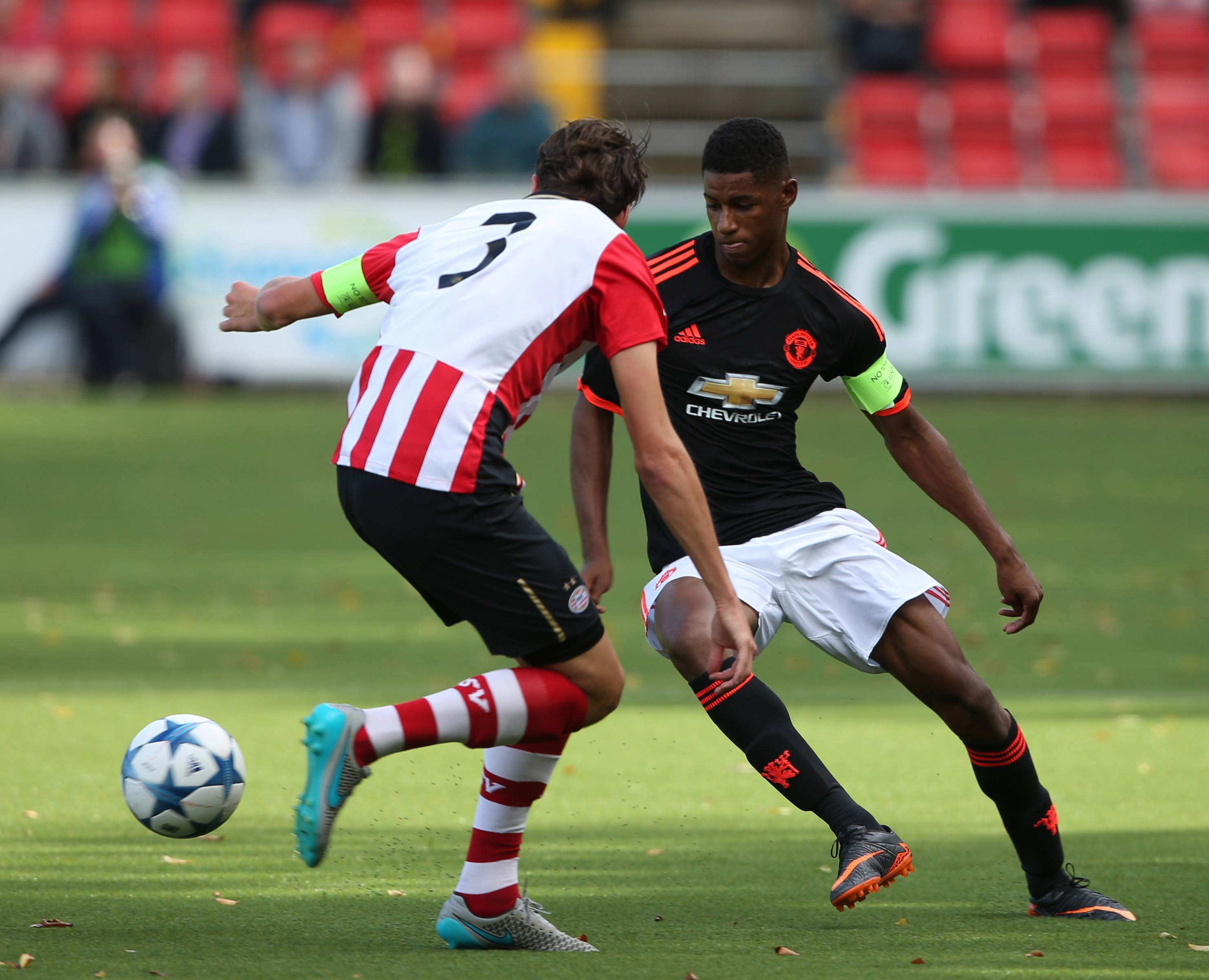 里程碑夜！皇家社会单刀错失，足总杯赛前刷纪录，话题不断，赛程密集仍需轮换的简单介绍